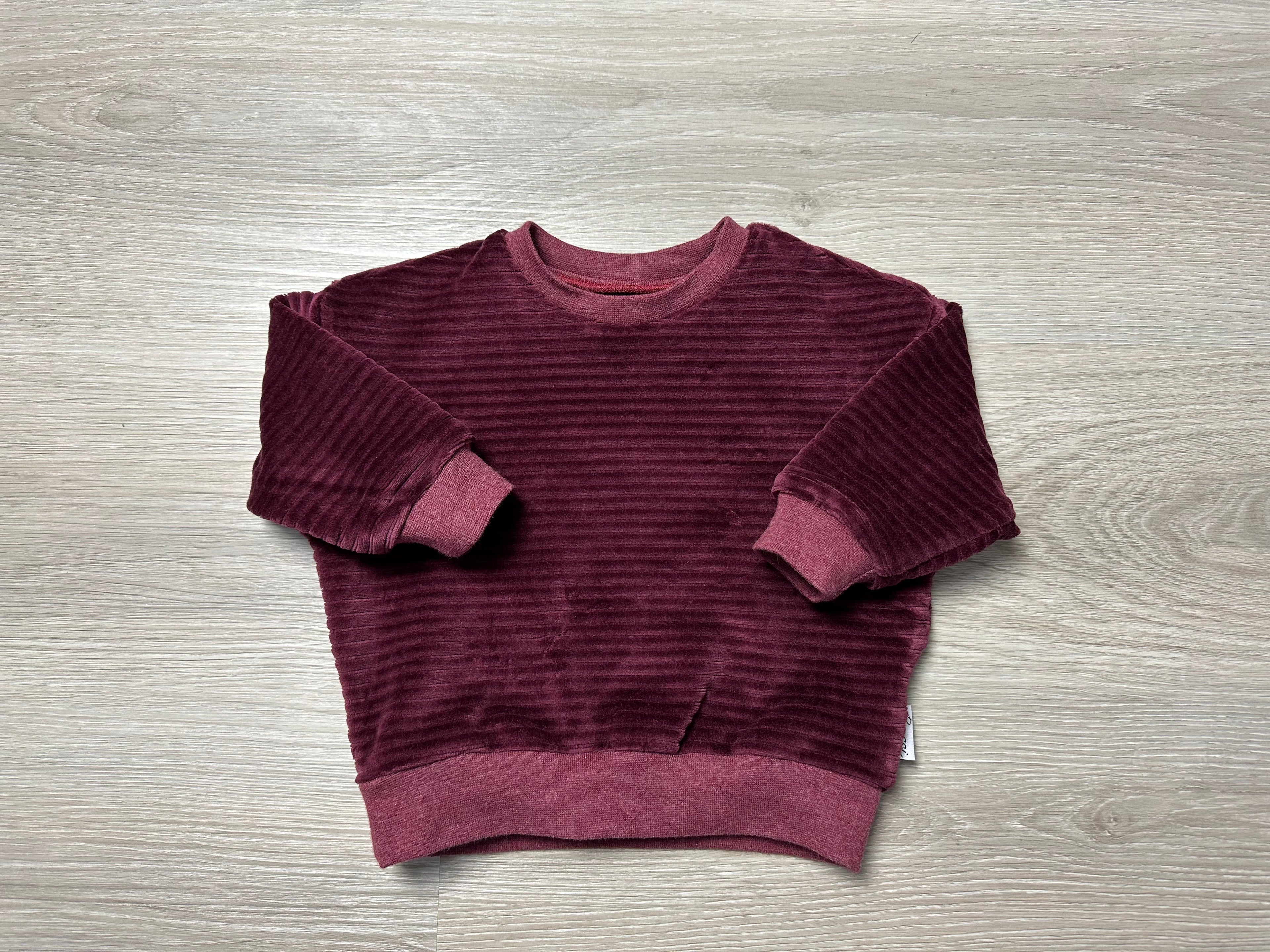 Cordsweater cherry