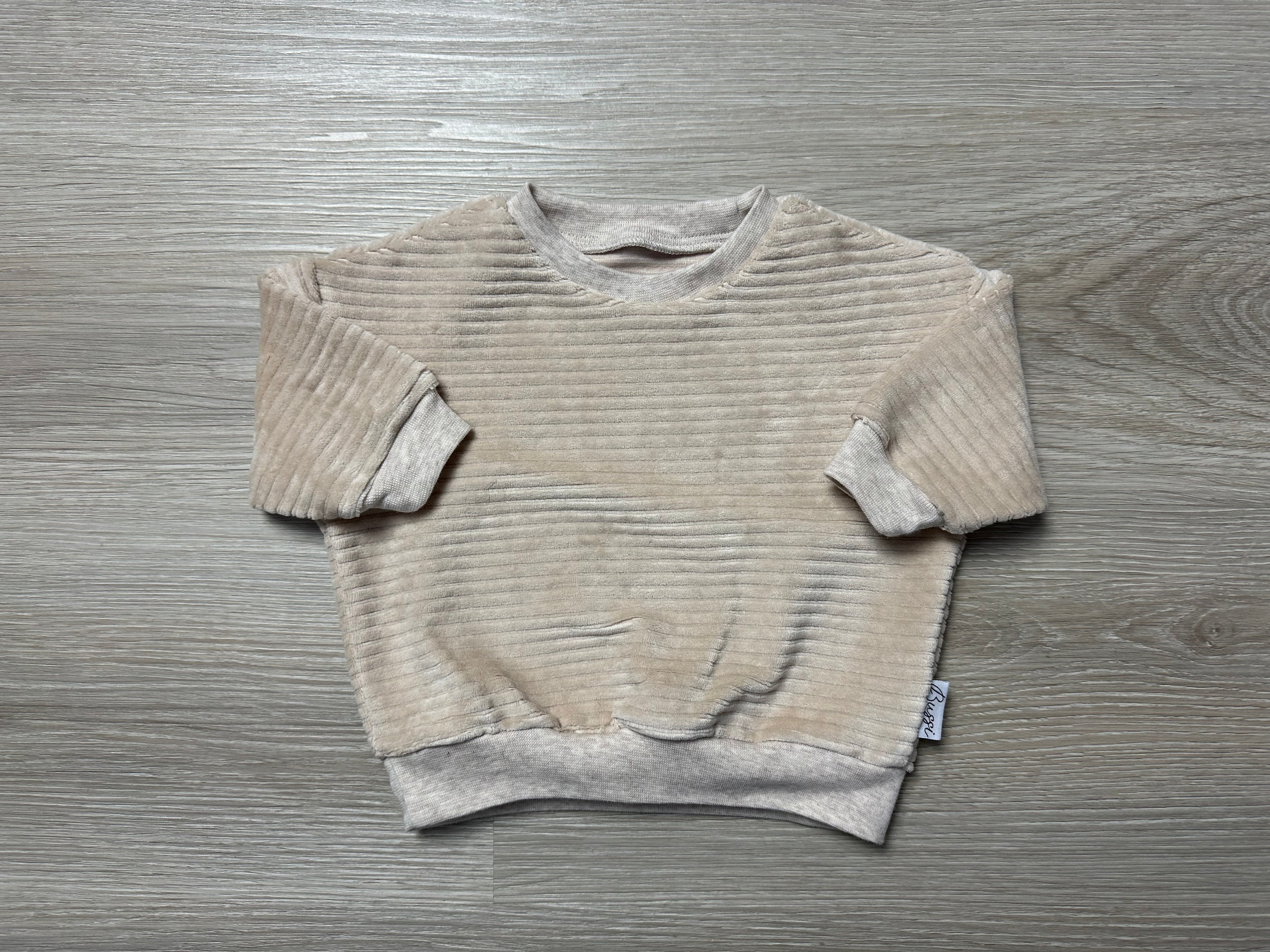 Cordsweater nude