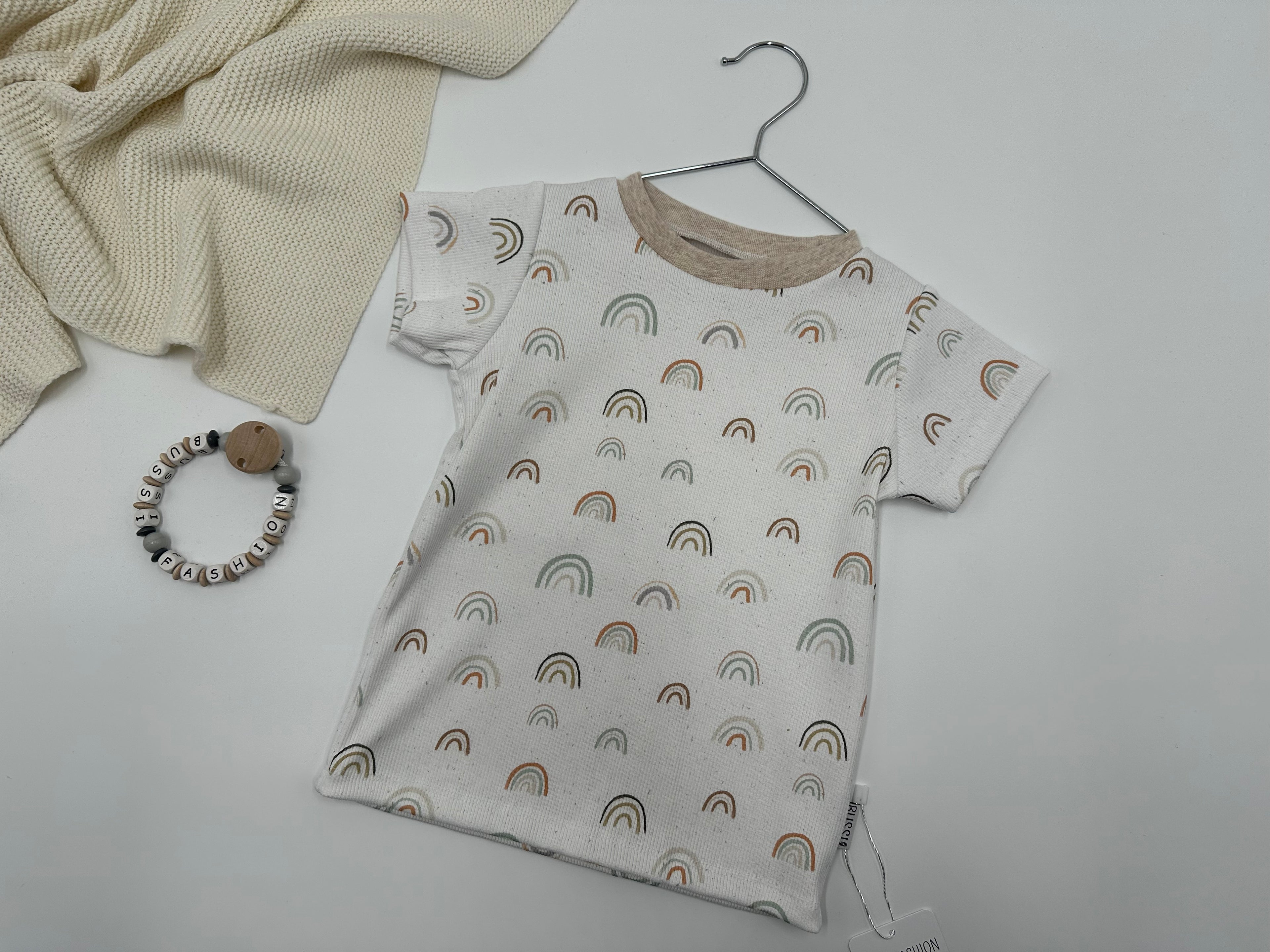 Rib-Shirt 92 Regenbogen