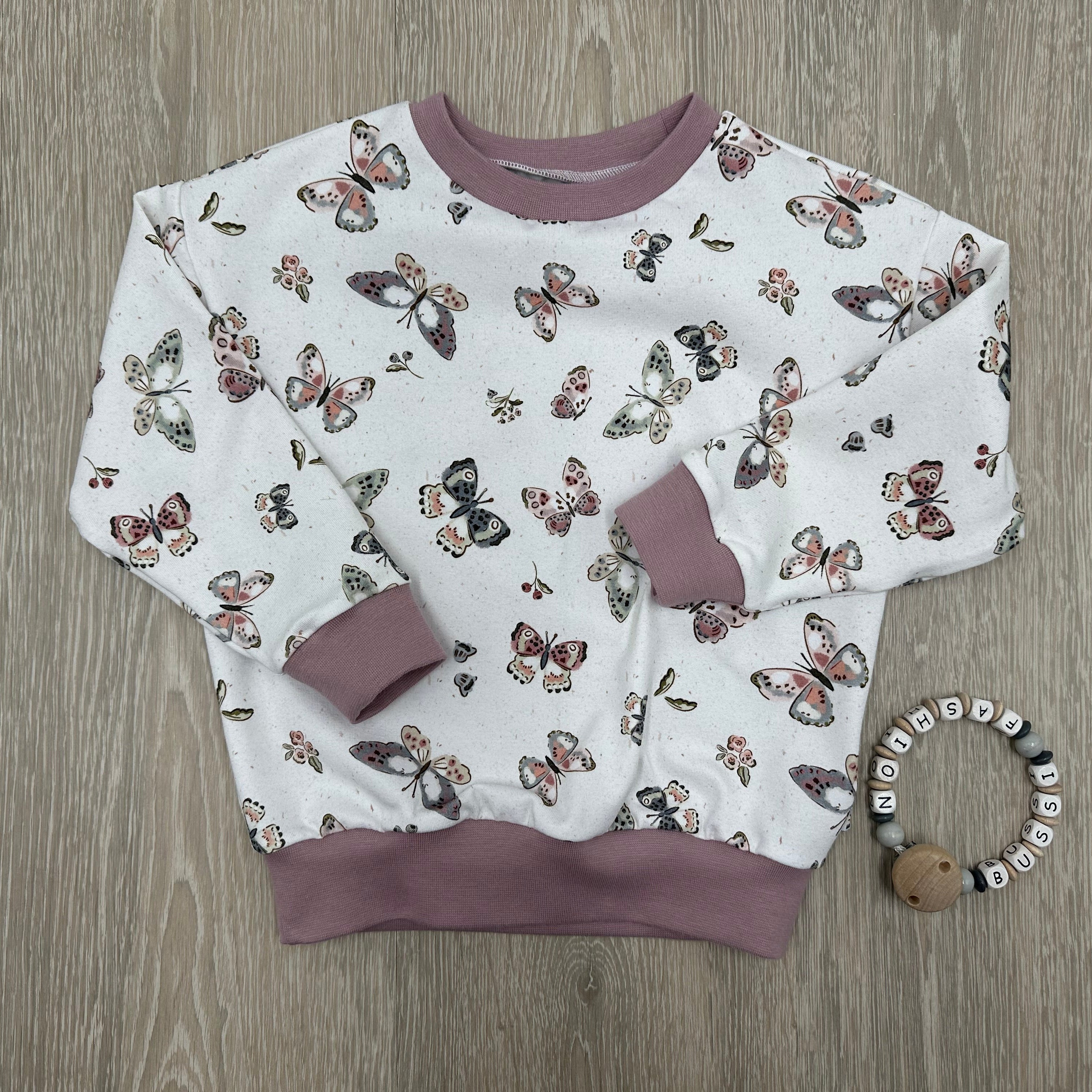 Sweater Schmetterling